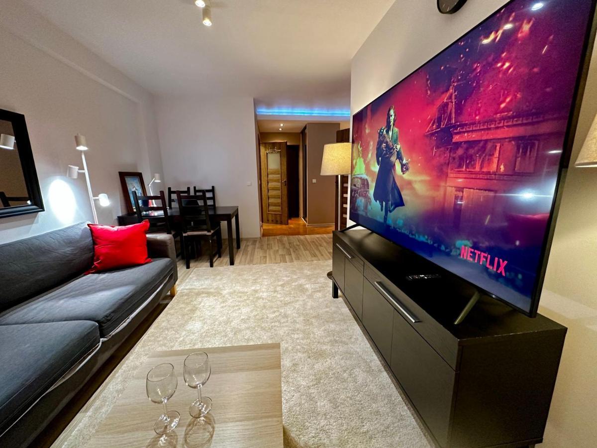 Decor 3 Metro Fast Wifi 1Gbs 80'Tv Hbo Disney Appletv Warsawa Bagian luar foto