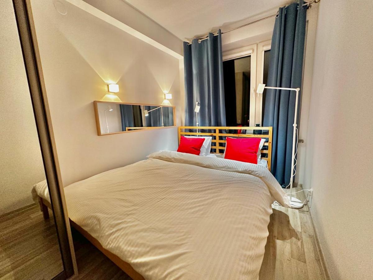 Decor 3 Metro Fast Wifi 1Gbs 80'Tv Hbo Disney Appletv Warsawa Bagian luar foto