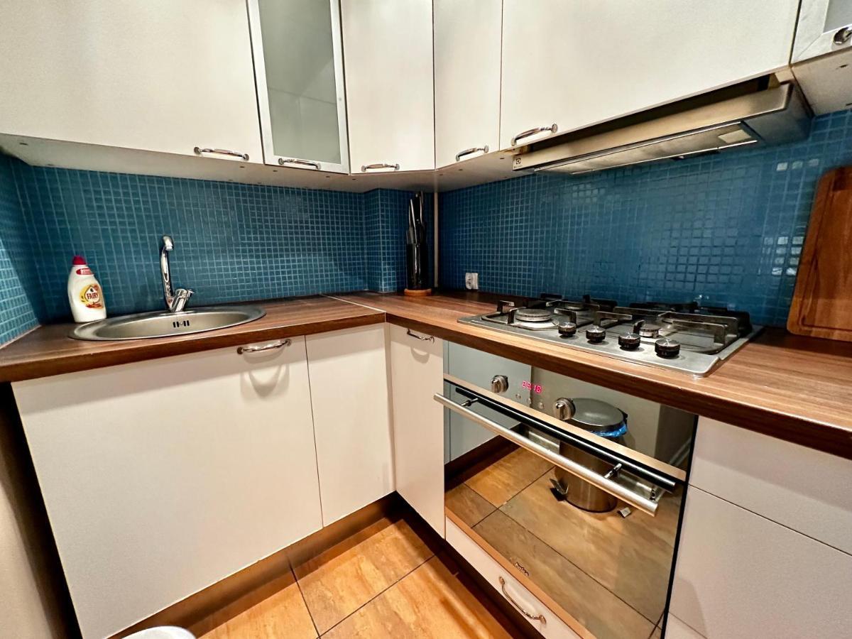 Decor 3 Metro Fast Wifi 1Gbs 80'Tv Hbo Disney Appletv Warsawa Bagian luar foto
