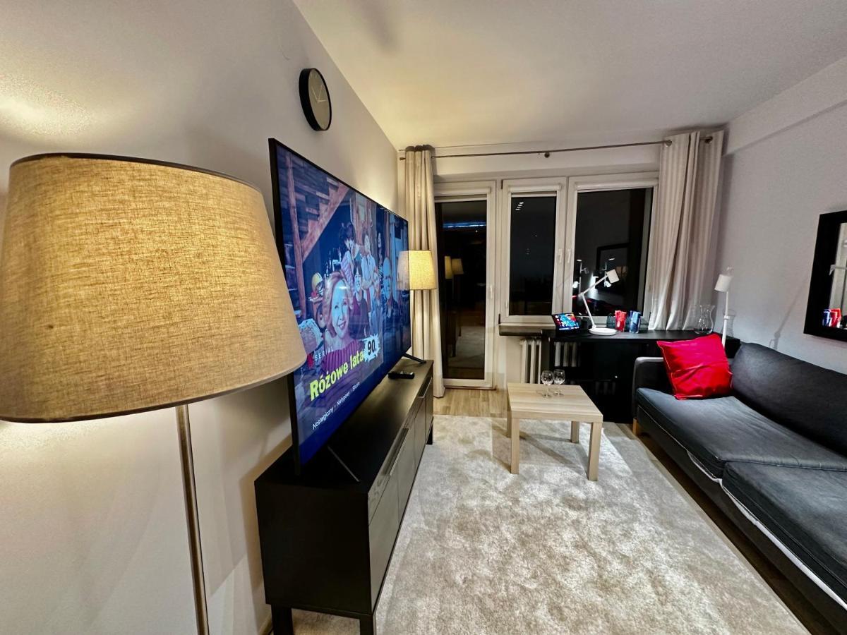 Decor 3 Metro Fast Wifi 1Gbs 80'Tv Hbo Disney Appletv Warsawa Bagian luar foto